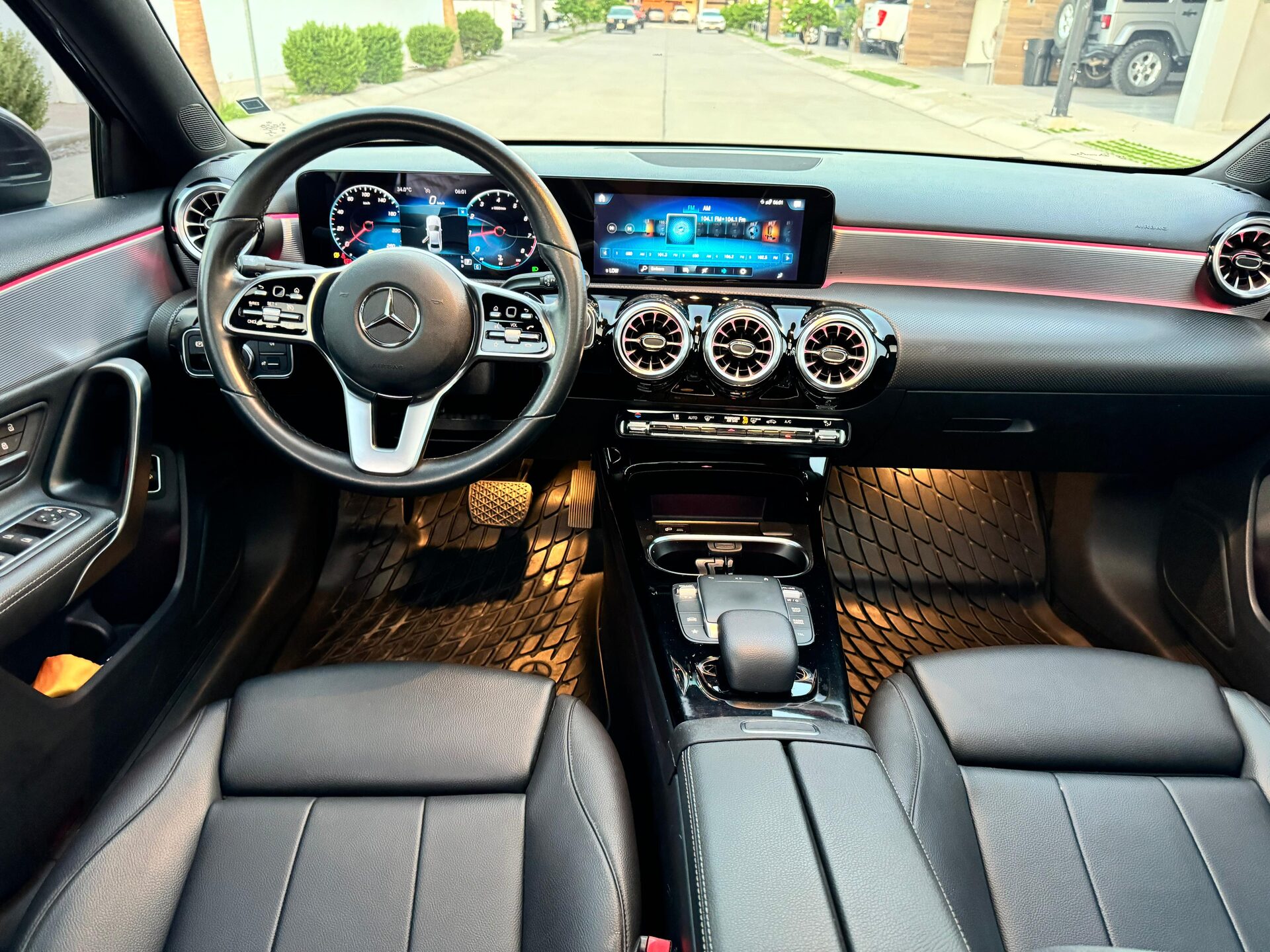 2021 Mercedes-Benz A200 Progressive thumbnail 5