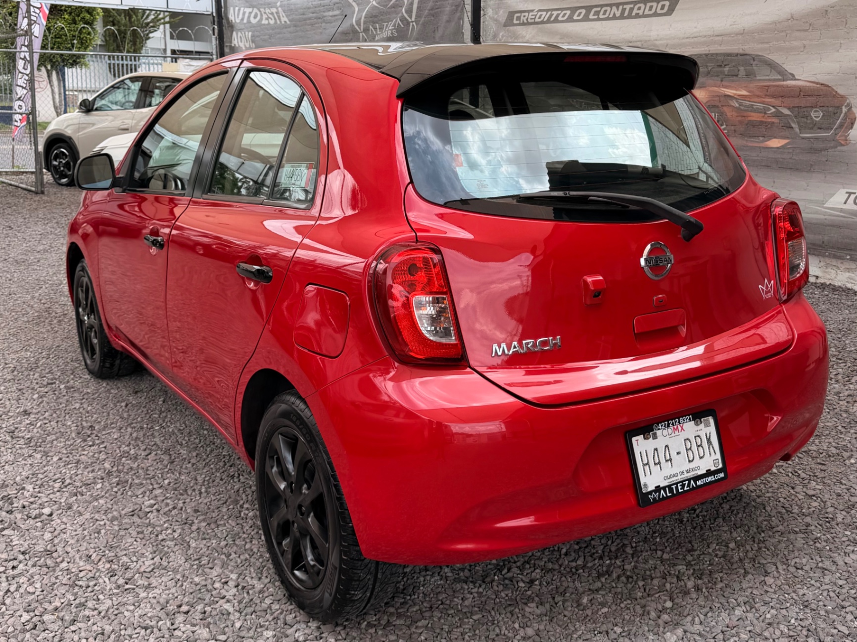 2019 Nissan March Exclusive Bi-Tono Aut miniatura 5