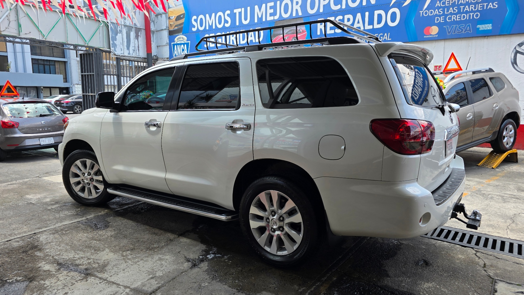 Toyota Sequoia - imagen 2