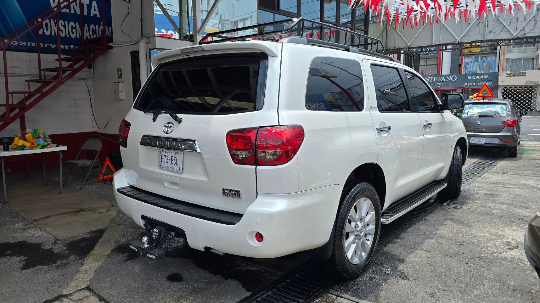 Toyota Sequoia - imagen 3
