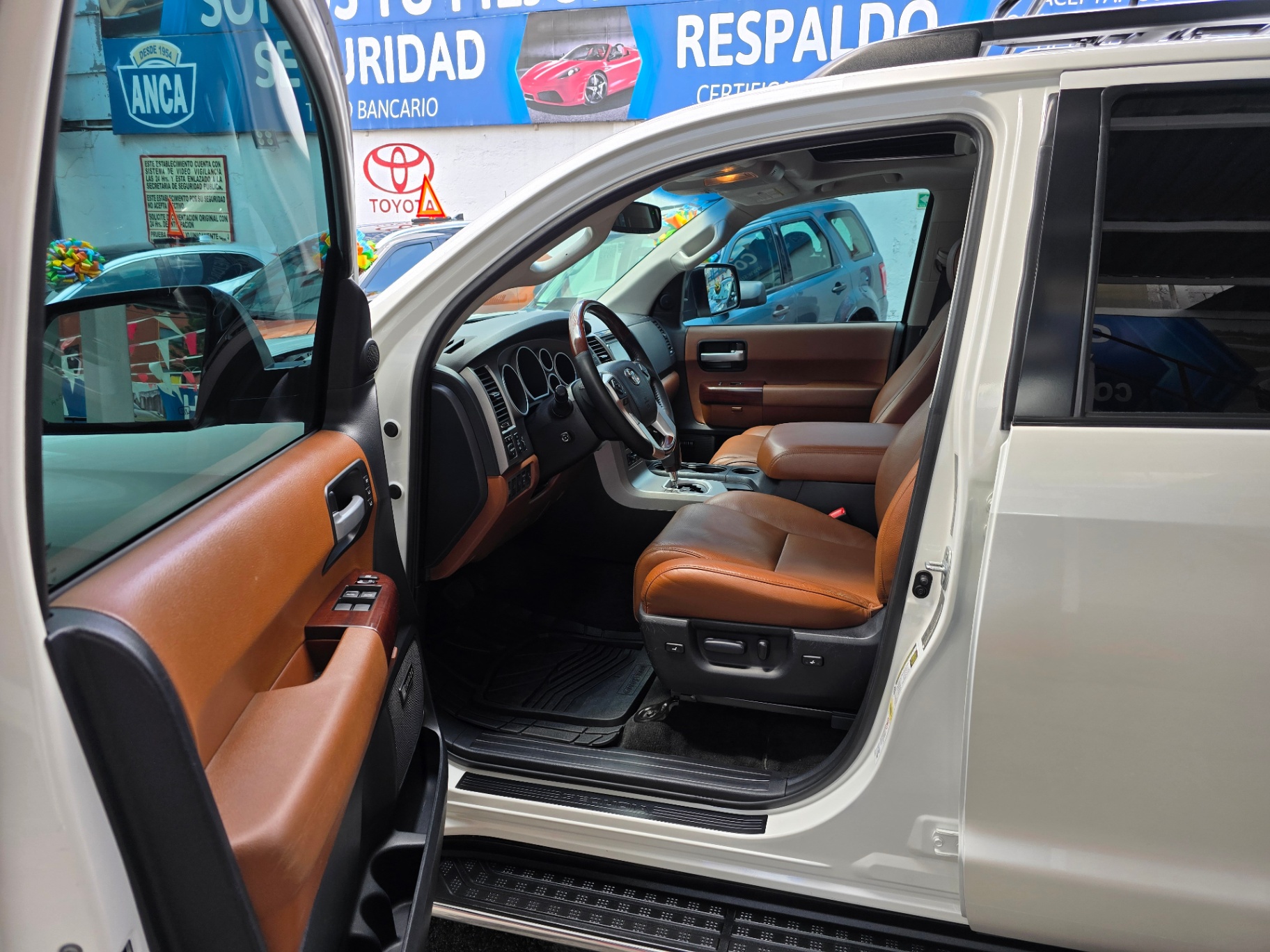 Toyota Sequoia - imagen 5