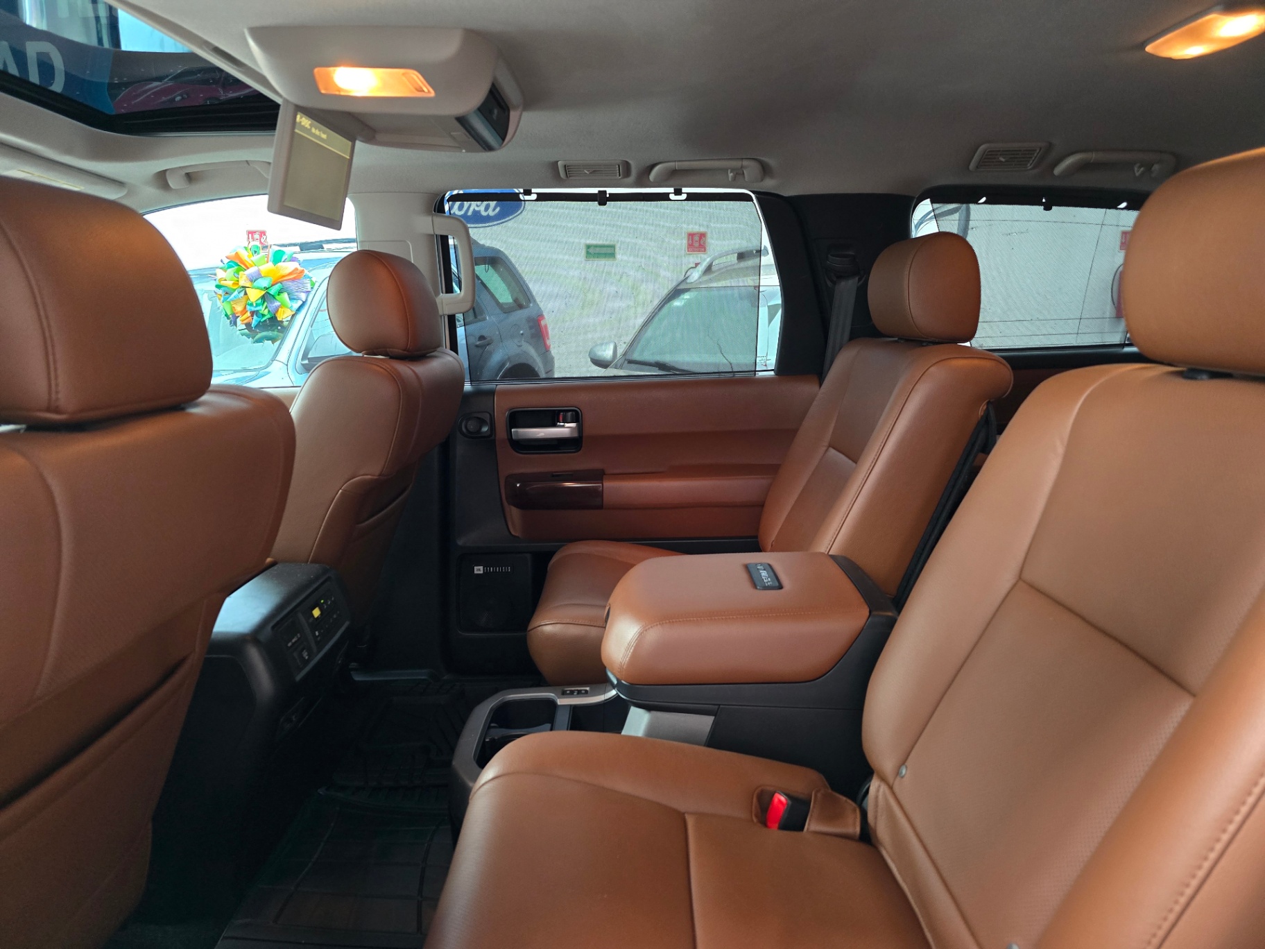 Toyota Sequoia - imagen 10