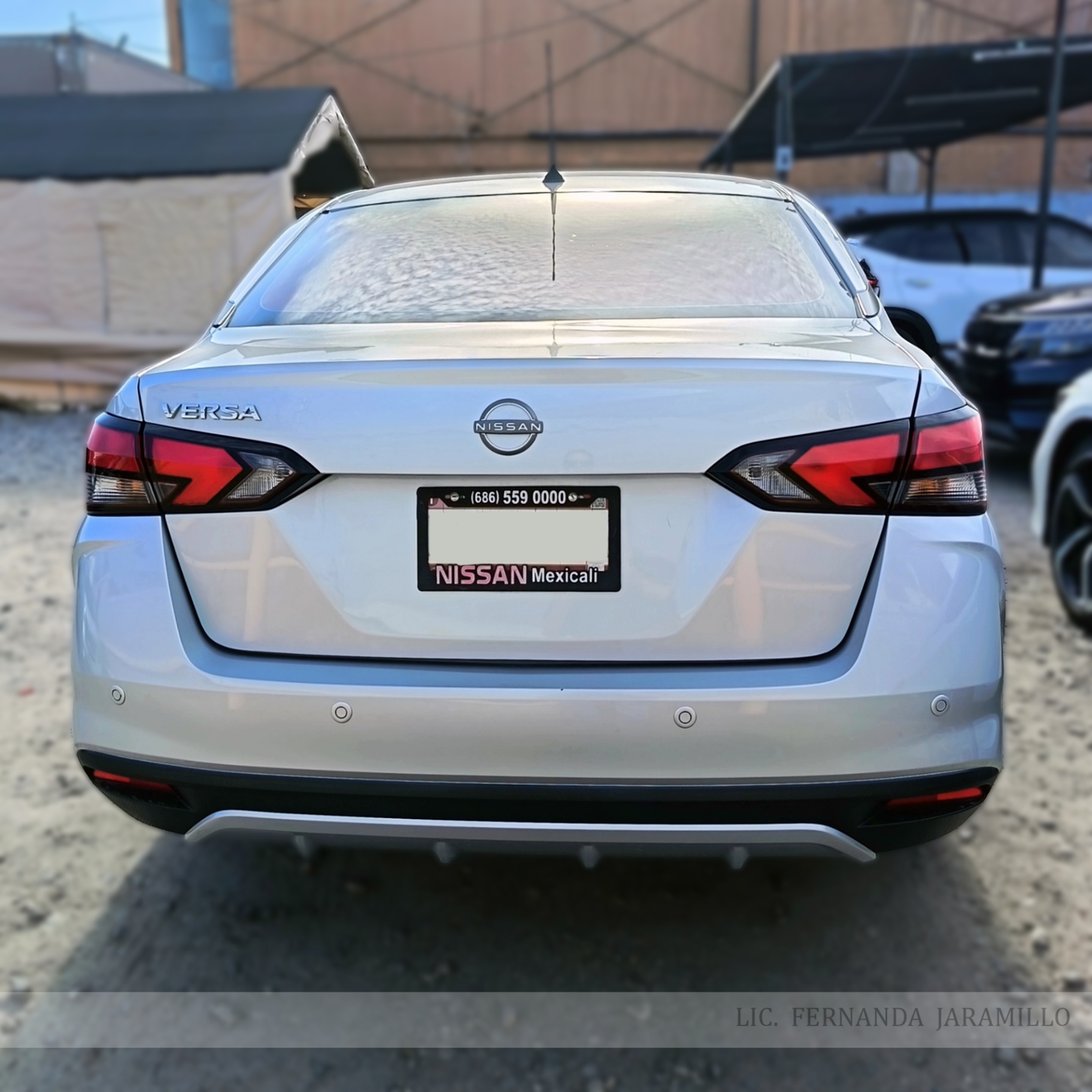 2023 Nissan Versa Sense foto 3