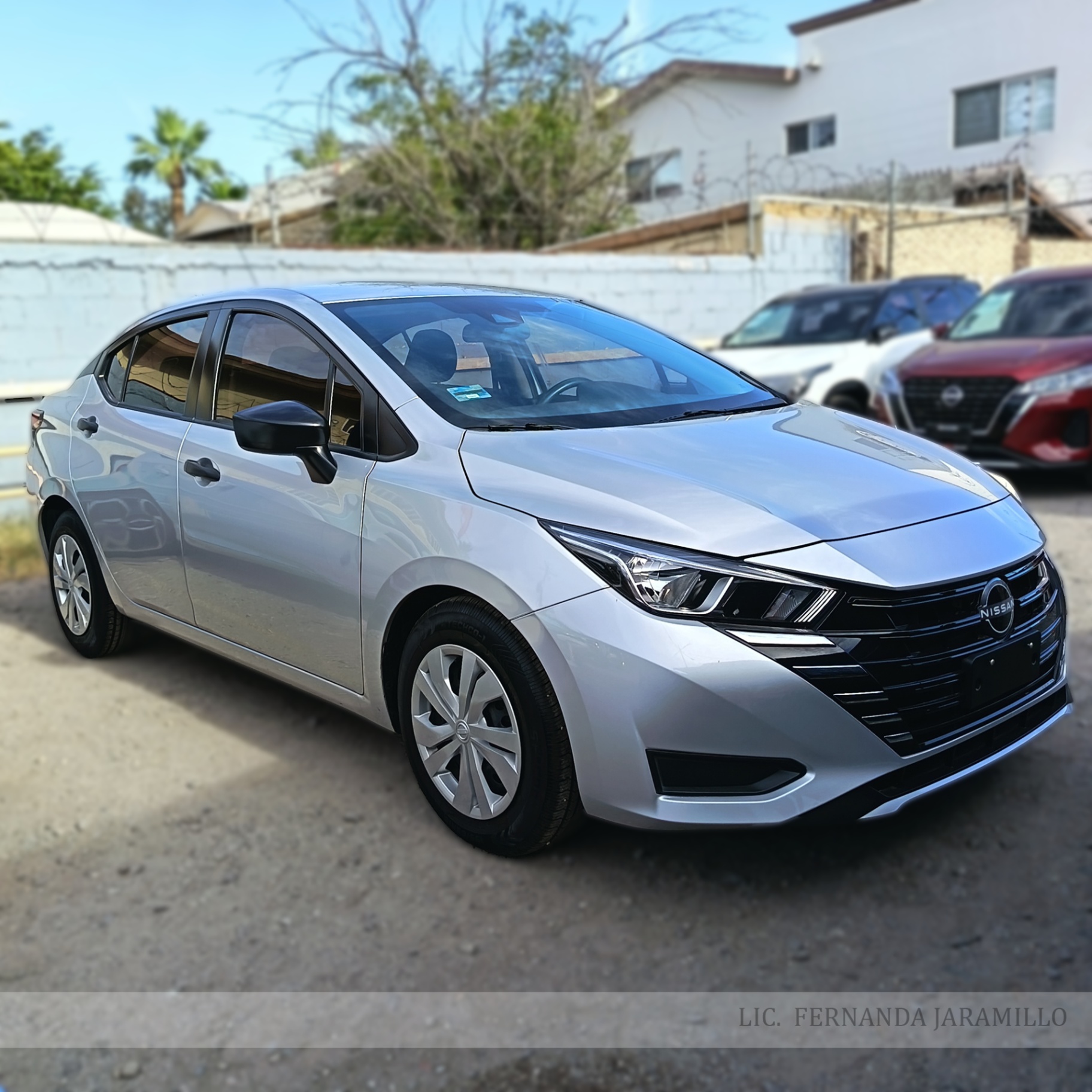 2023 Nissan Versa Sense foto 5