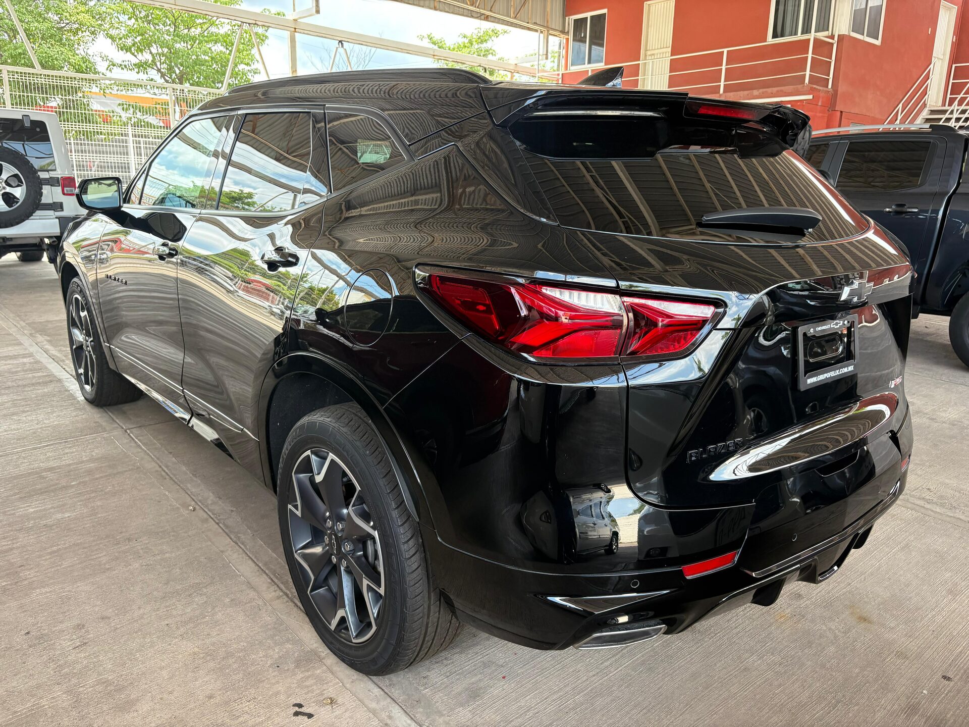 2022 Chevrolet Blazer RS thumbnail 2