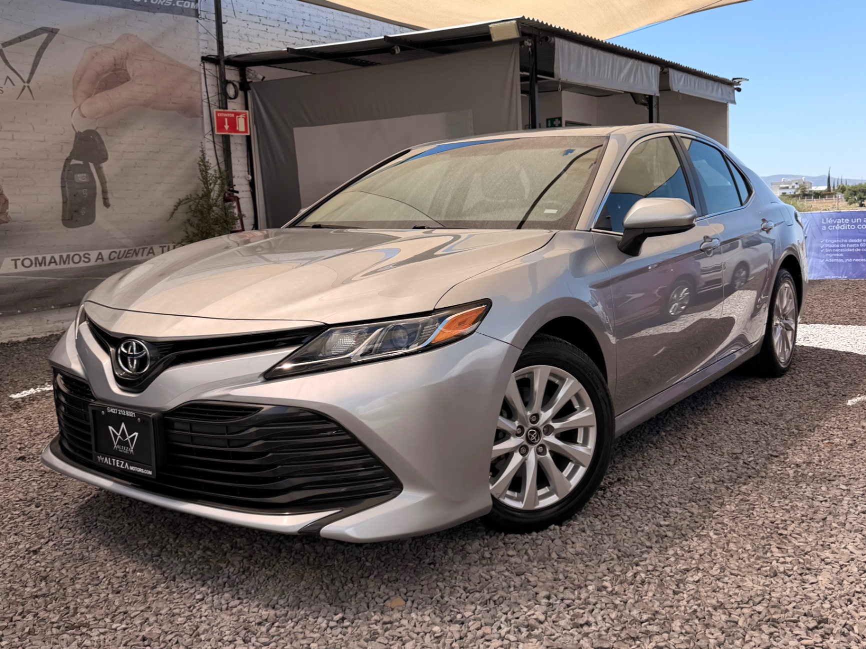 2018 Toyota Camry LE — imagen 1