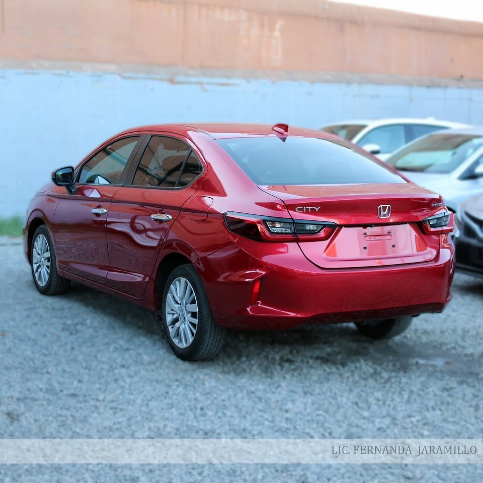 2023 Honda City Touring foto 2