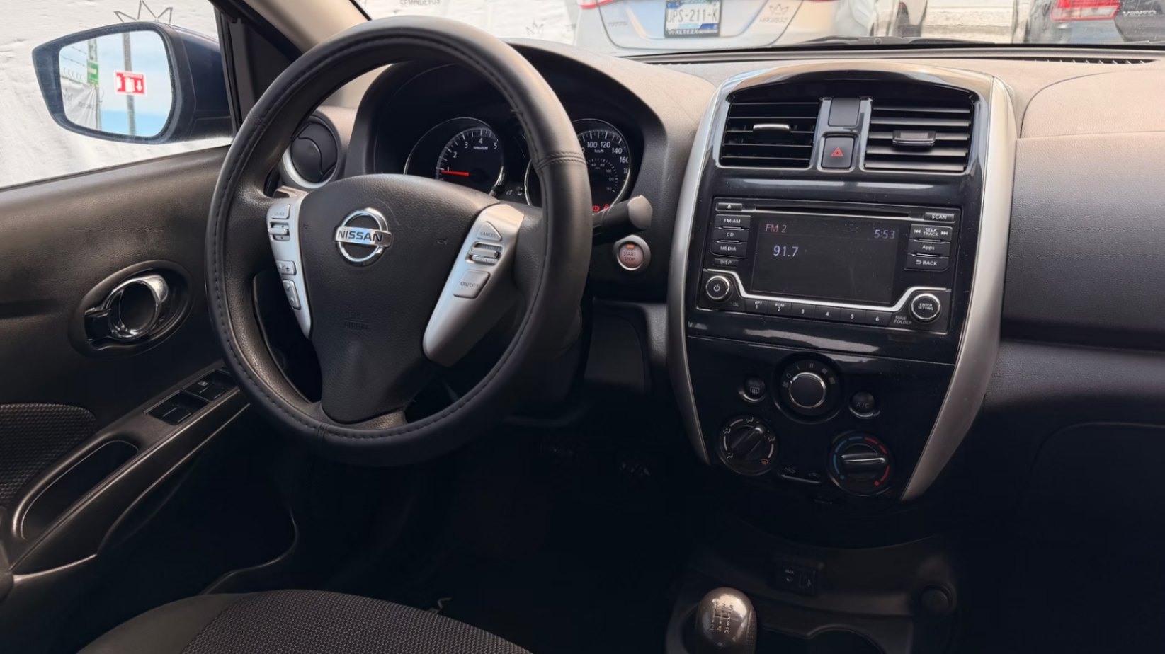 2018 Nissan Versa Advance Mt miniatura 10