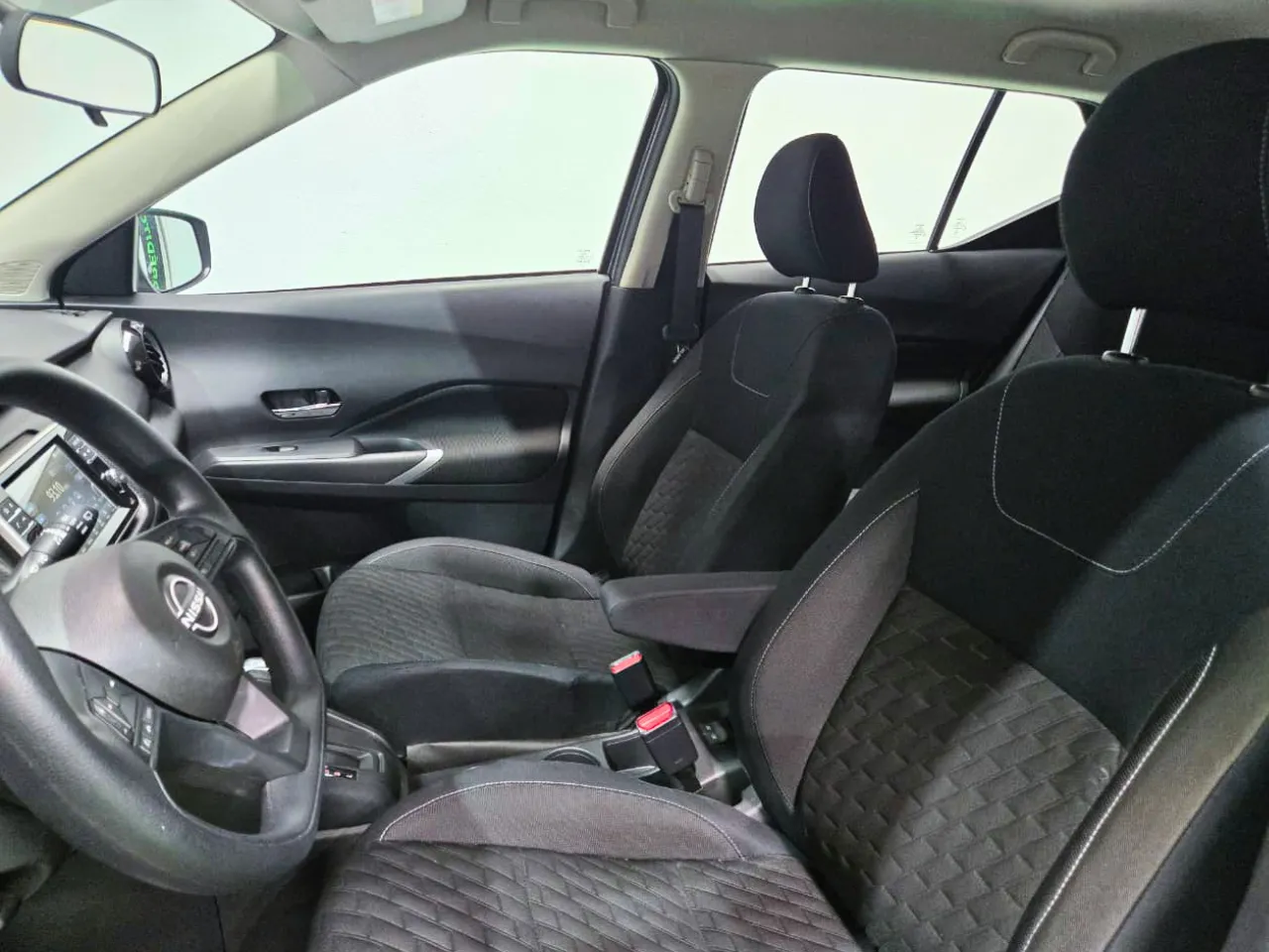 Nissan Kicks Advance CVT 2024 thumbnail 4