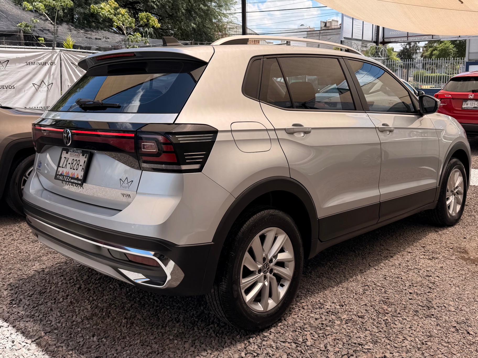 2023 Volkswagen Taigun 1.0 TSI Trendline  miniatura 4