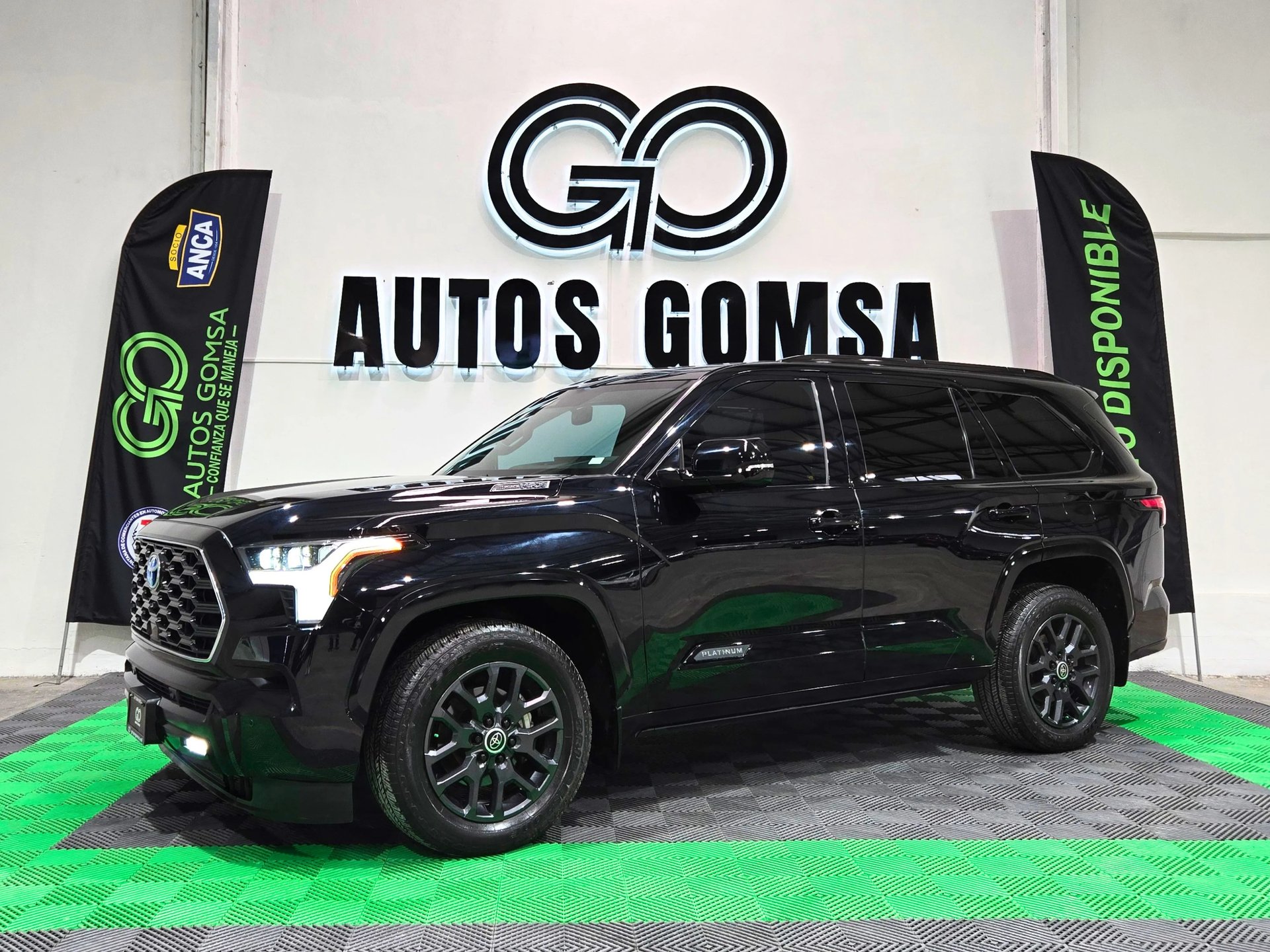 2024 Toyota Sequoia Platinum Híbrida