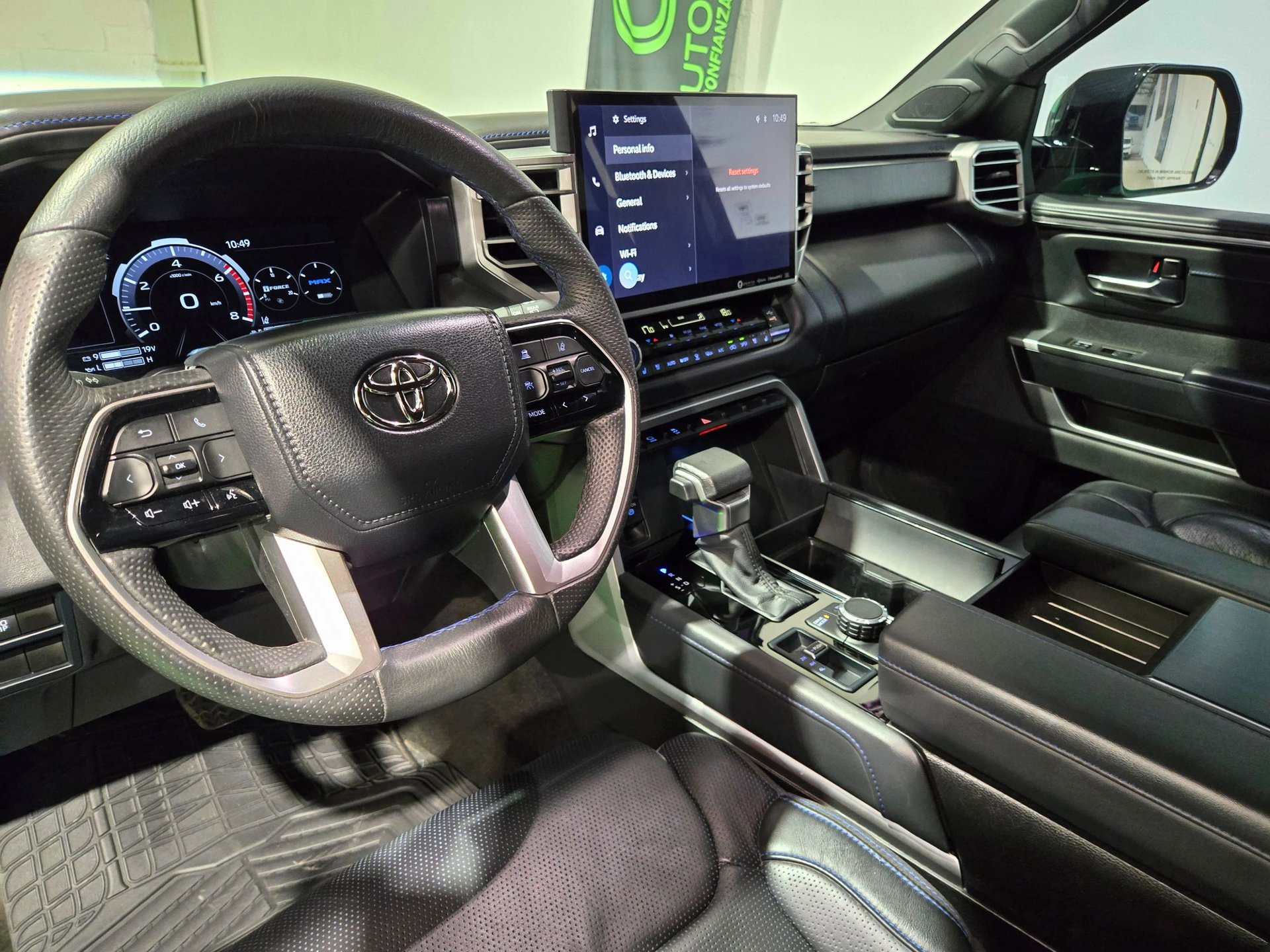 Toyota Sequoia Platinum Híbrida 2024 thumbnail 6