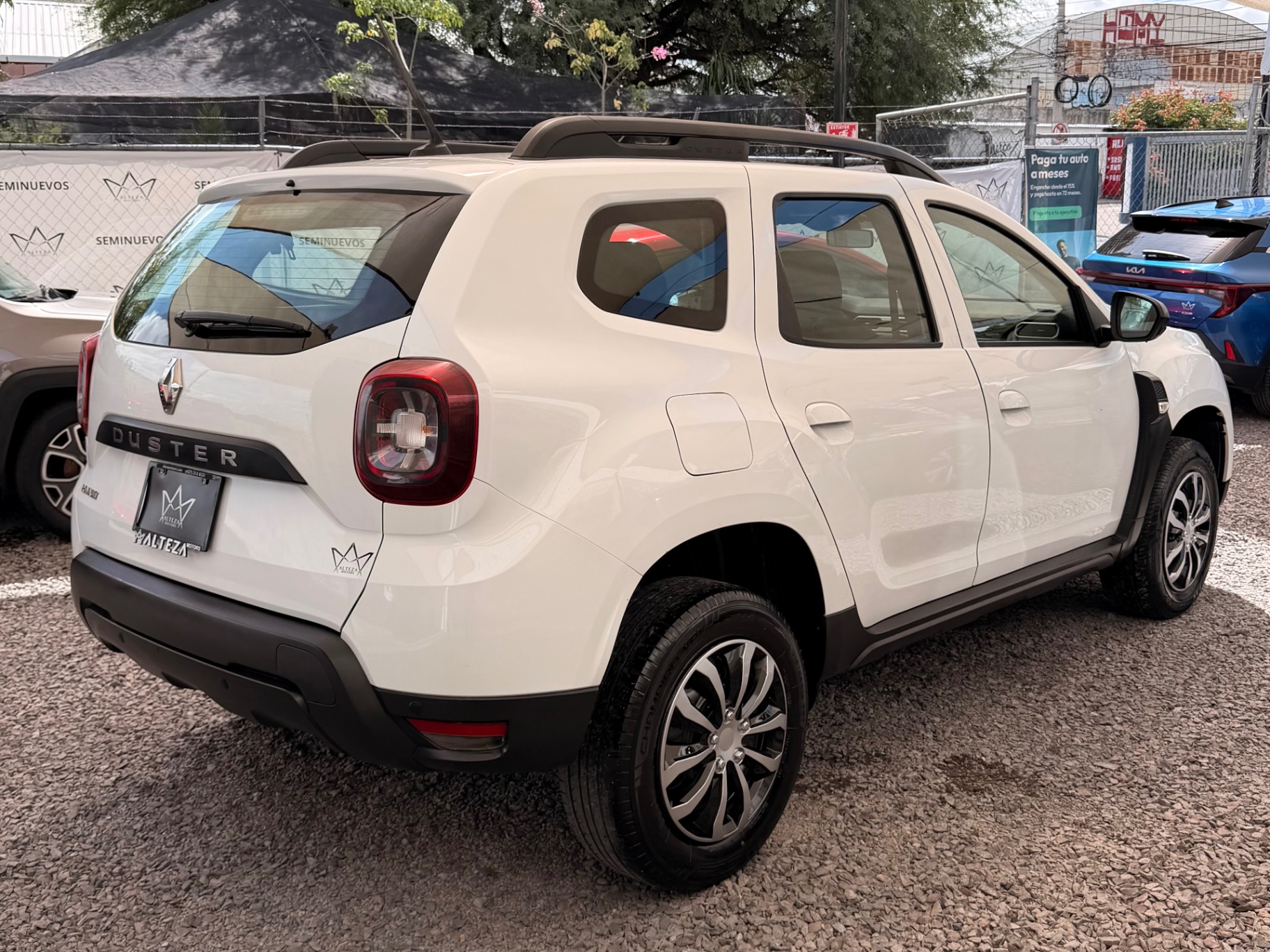 2021 Renault Duster 1.6 Intens miniatura 4