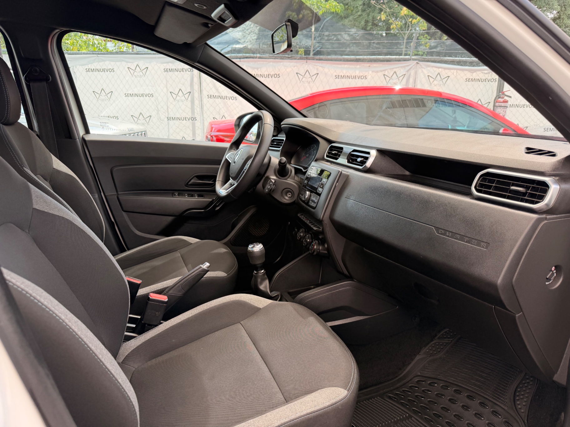 2021 Renault Duster 1.6 Intens miniatura 7