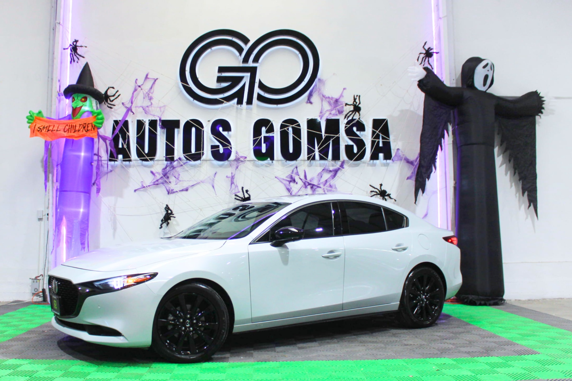 Mazda 3 Signature 2026 seminuevo en Monterrey — $489,900 — foto 1