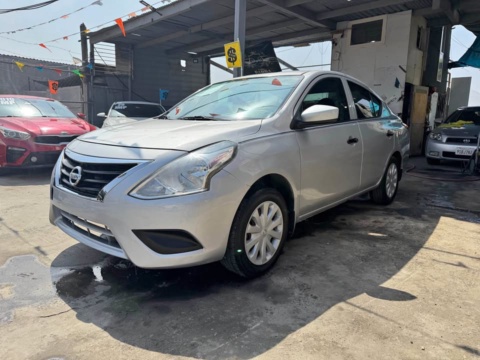 2017 Nissan Versa