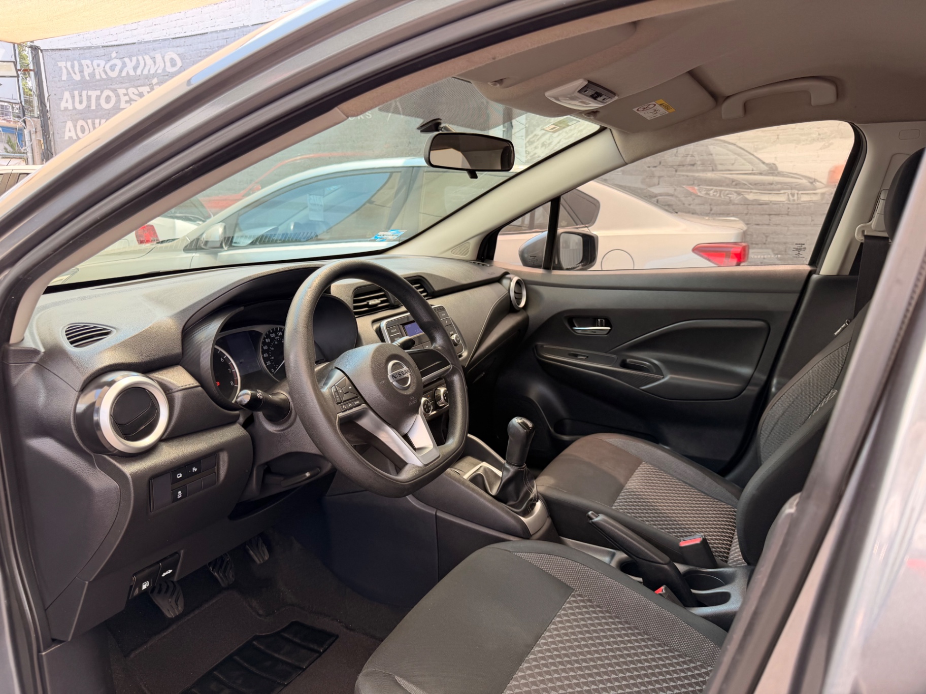 2020 Nissan Versa Sense Mt miniatura 6