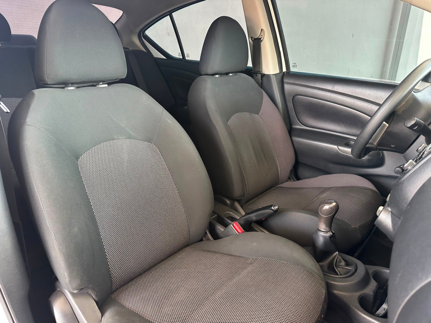 2020 Nissan VERSA V-DRIVE thumbnail 8