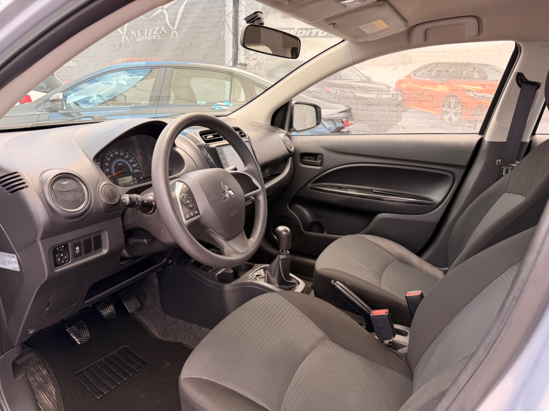 2023 Mitsubishi Mirage GLX miniatura 6
