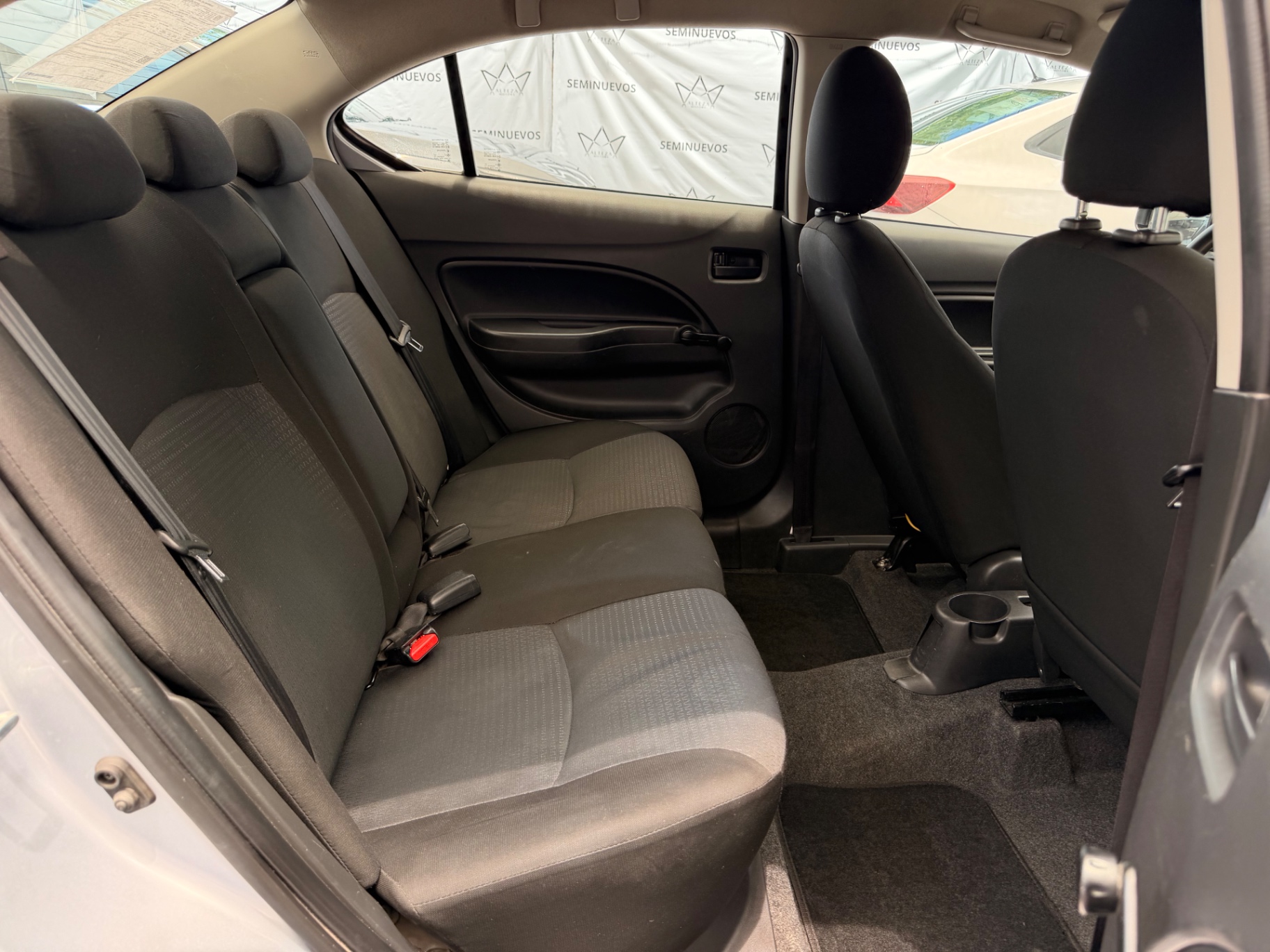 2023 Mitsubishi Mirage GLX miniatura 9
