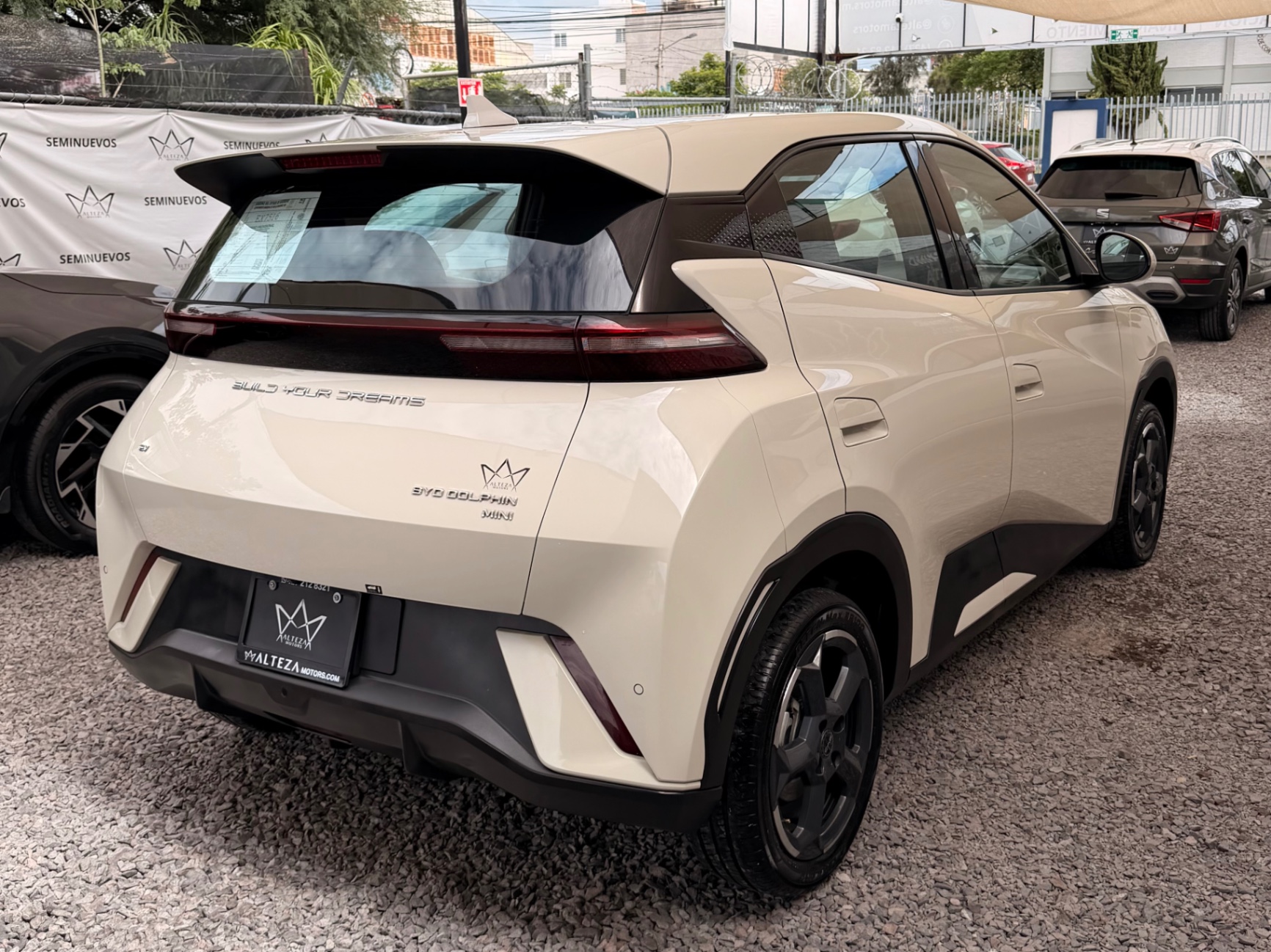 2025 BYD Dolphin Mini 30KWH miniatura 4