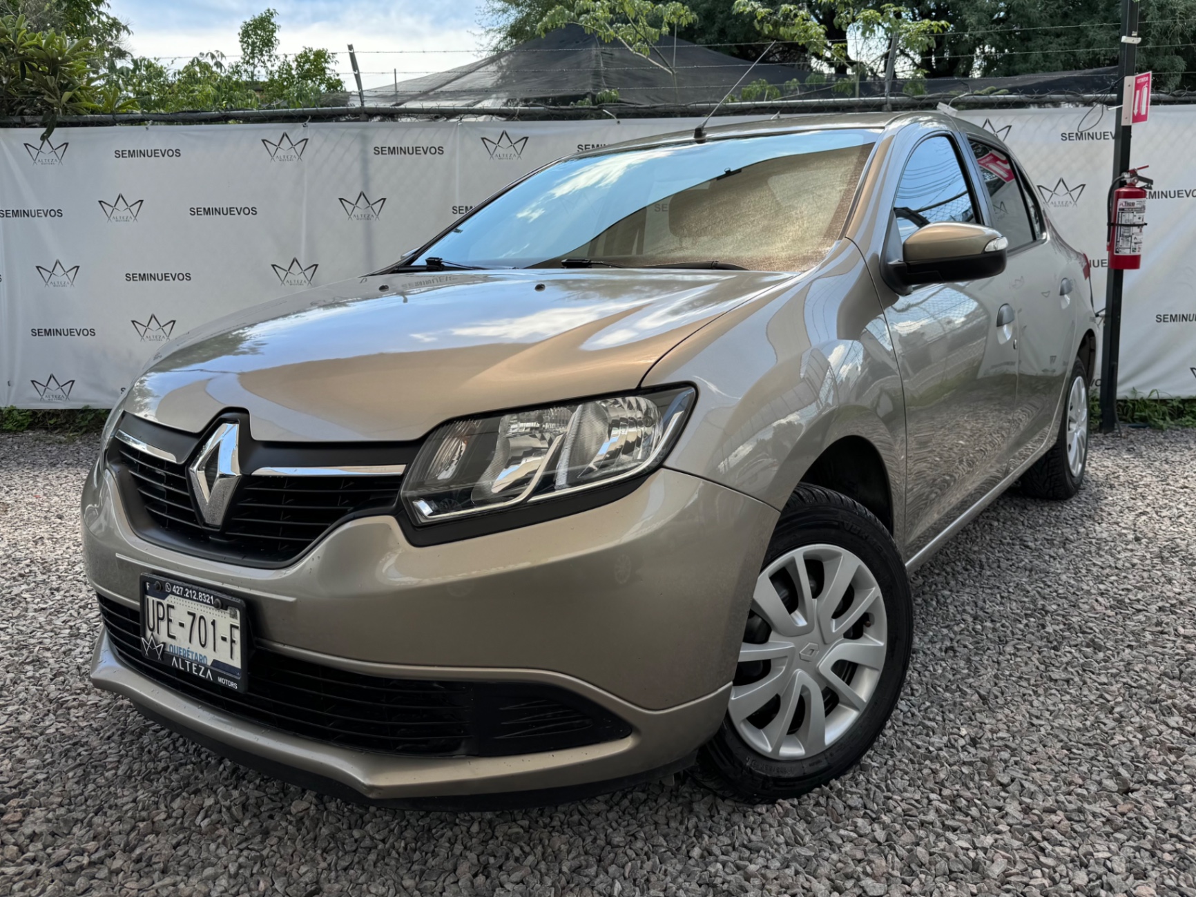 2016 Renault Logan Expression At 