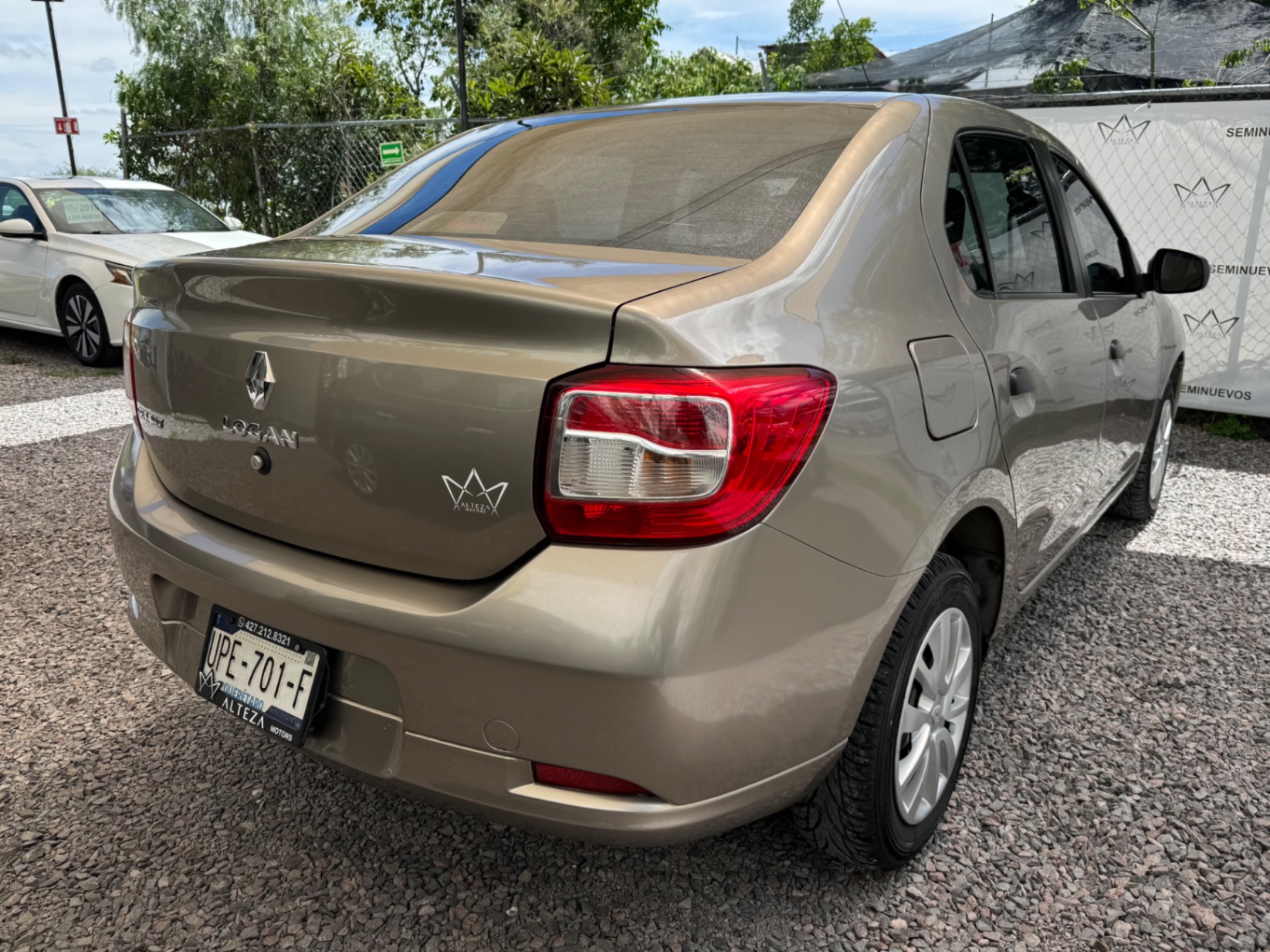 2016 Renault Logan Expression At  miniatura 4