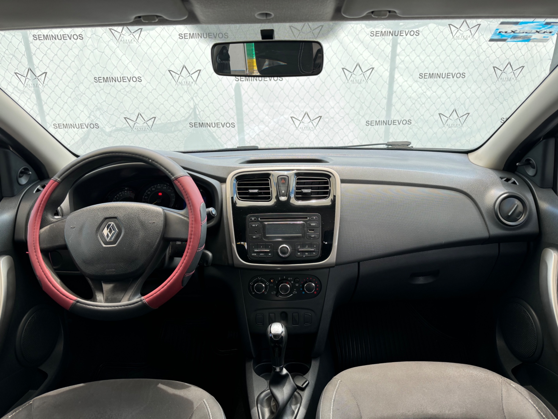 2016 Renault Logan Expression At  miniatura 7