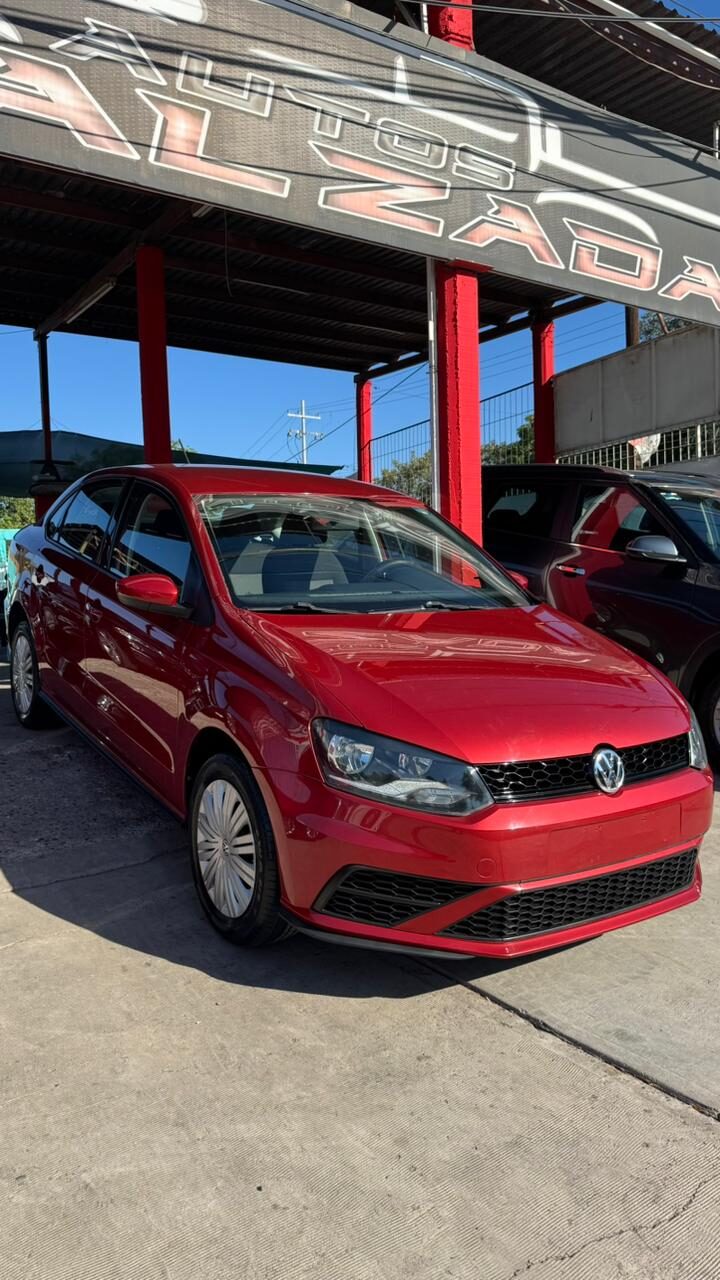 2020 Volkswagen Vento Startline_ thumbnail 7