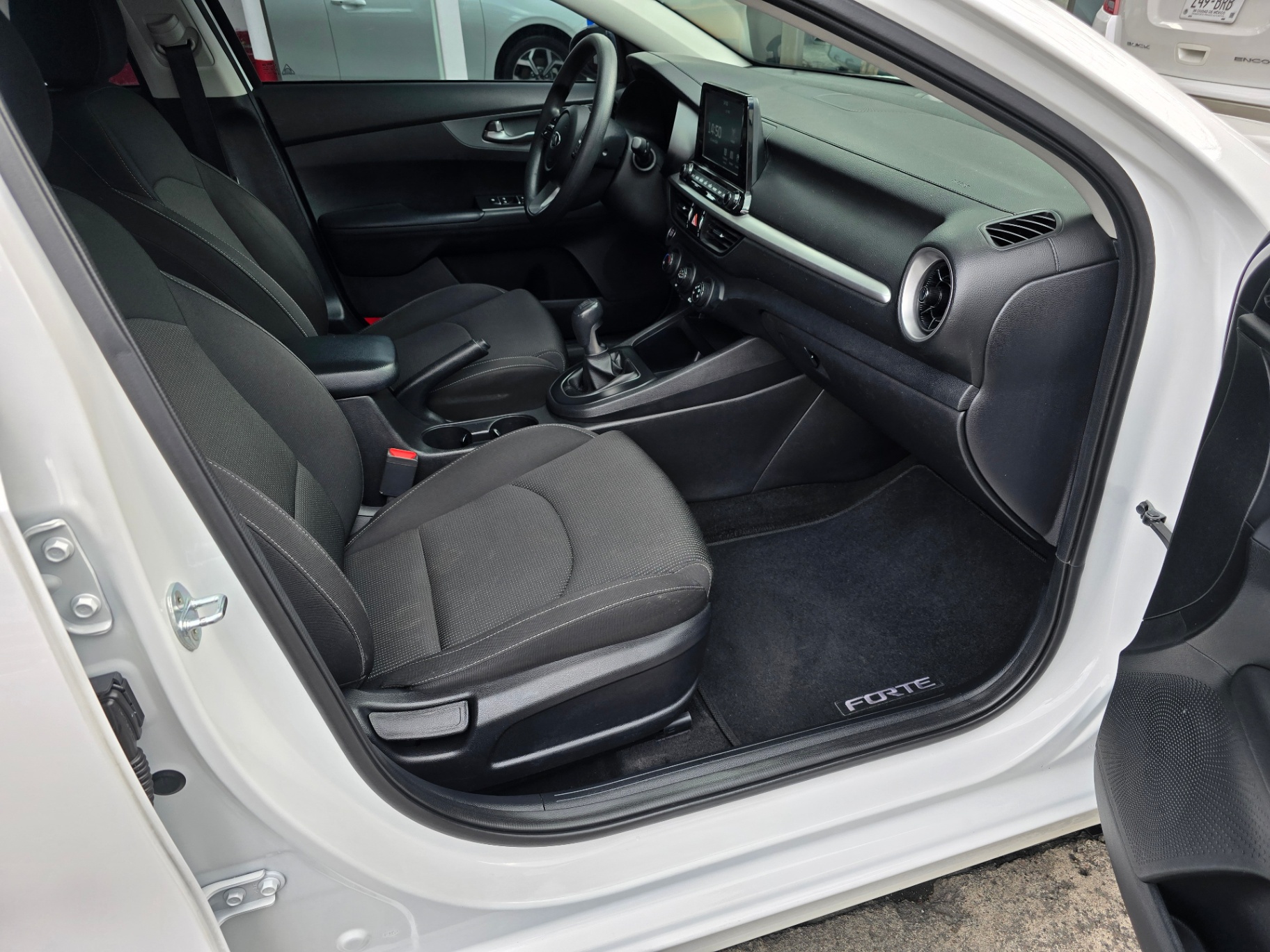 Kia Forte - imagen 6