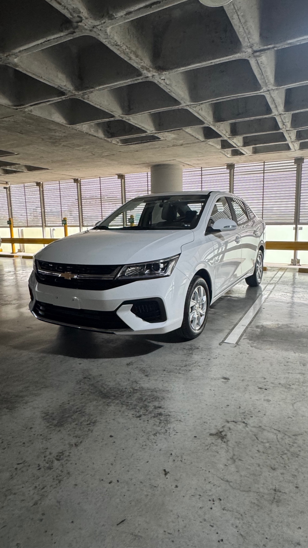 Chevrolet Aveo Lt Plus 2026 seminuevo en Monterrey — $390,000 — foto 1