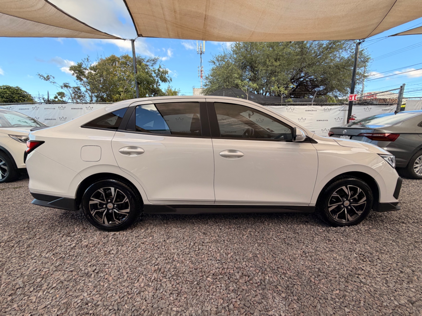 2024 Chevrolet Aveo Lt Plus At miniatura 3