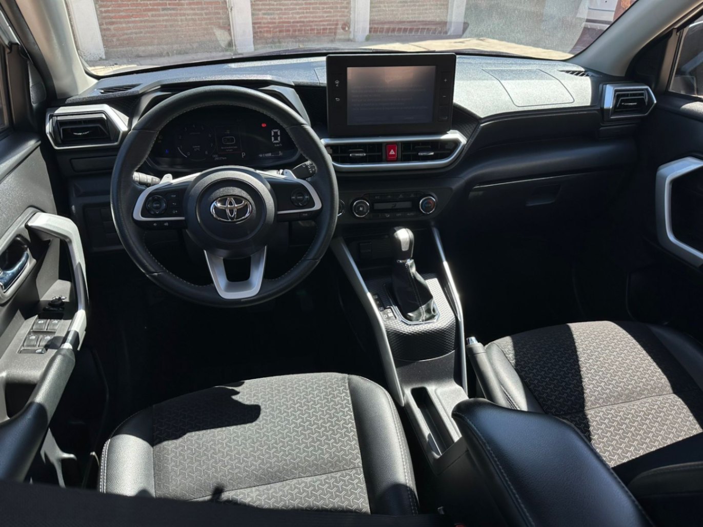 2019 Kia RIO LX thumbnail 9