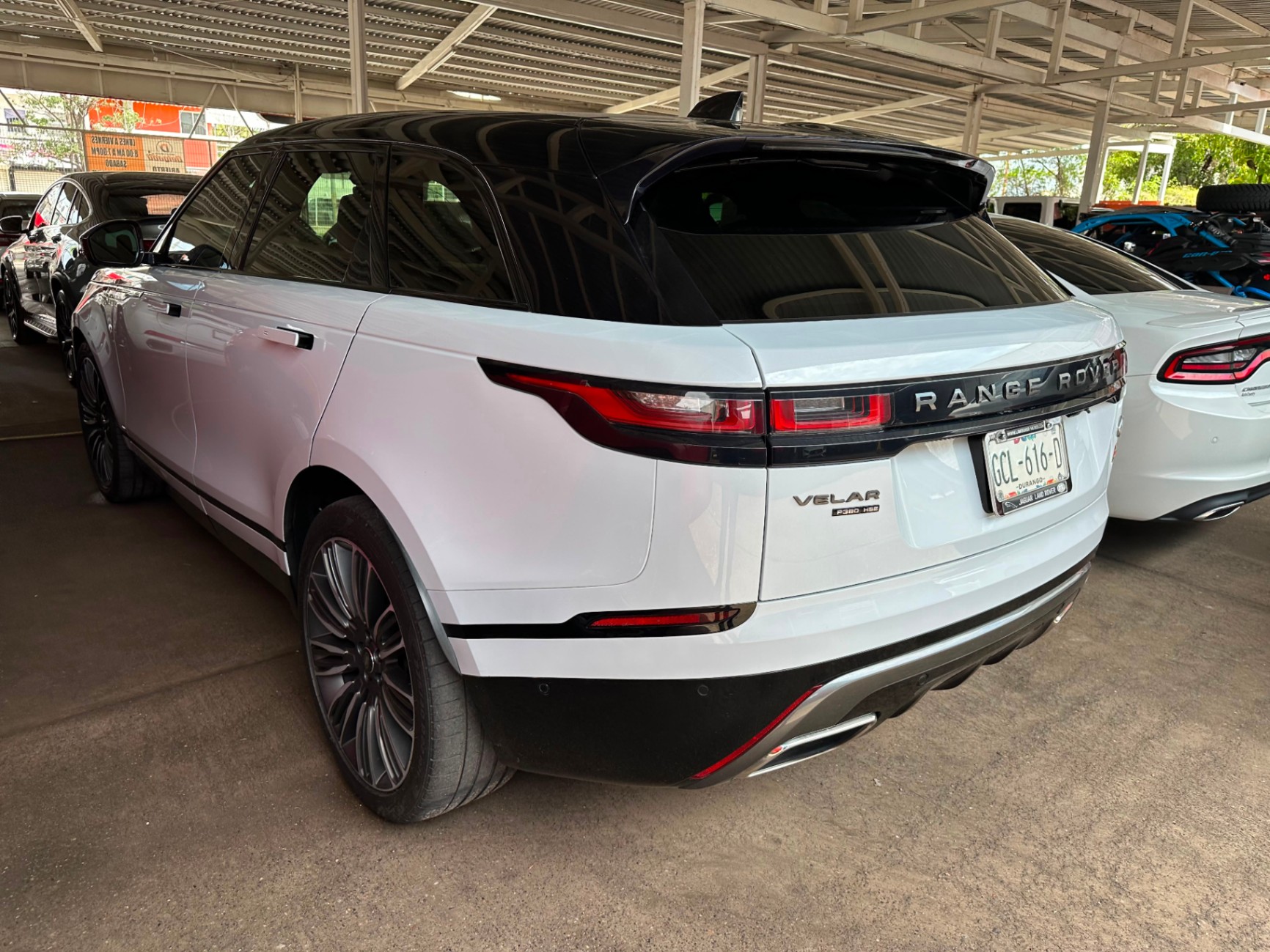 2019 Land Rover velar  thumbnail 3
