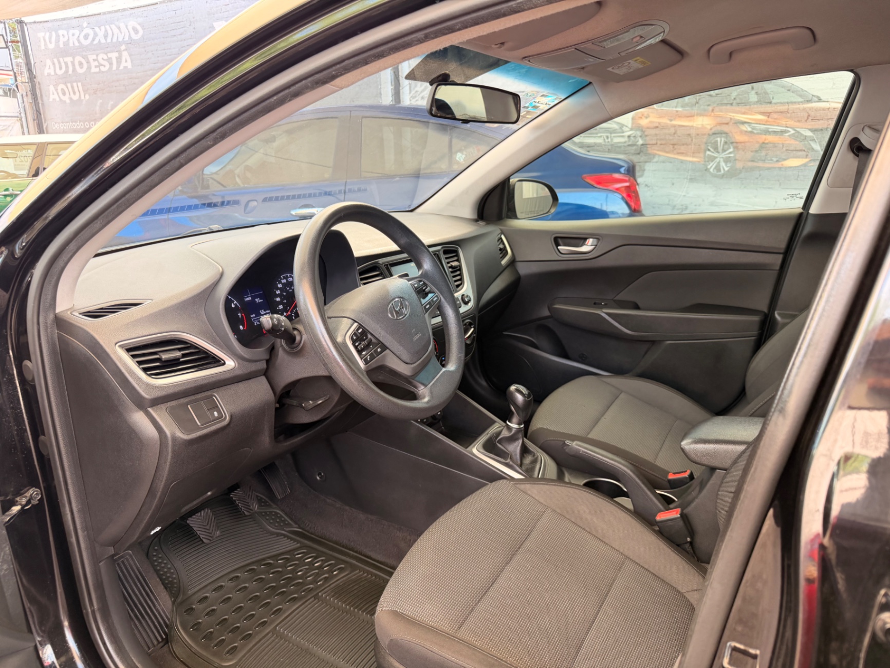2018 Hyundai Accent Gl Mid Mt miniatura 6