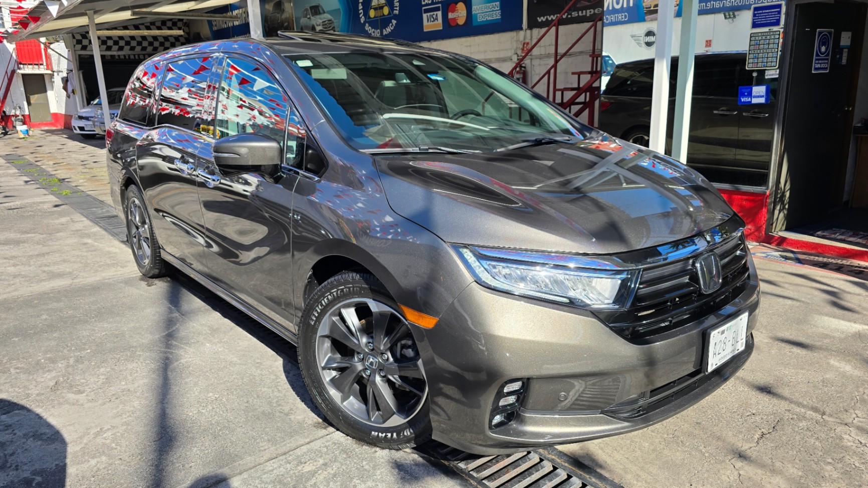 Honda Odyssey Touring - imagen 4