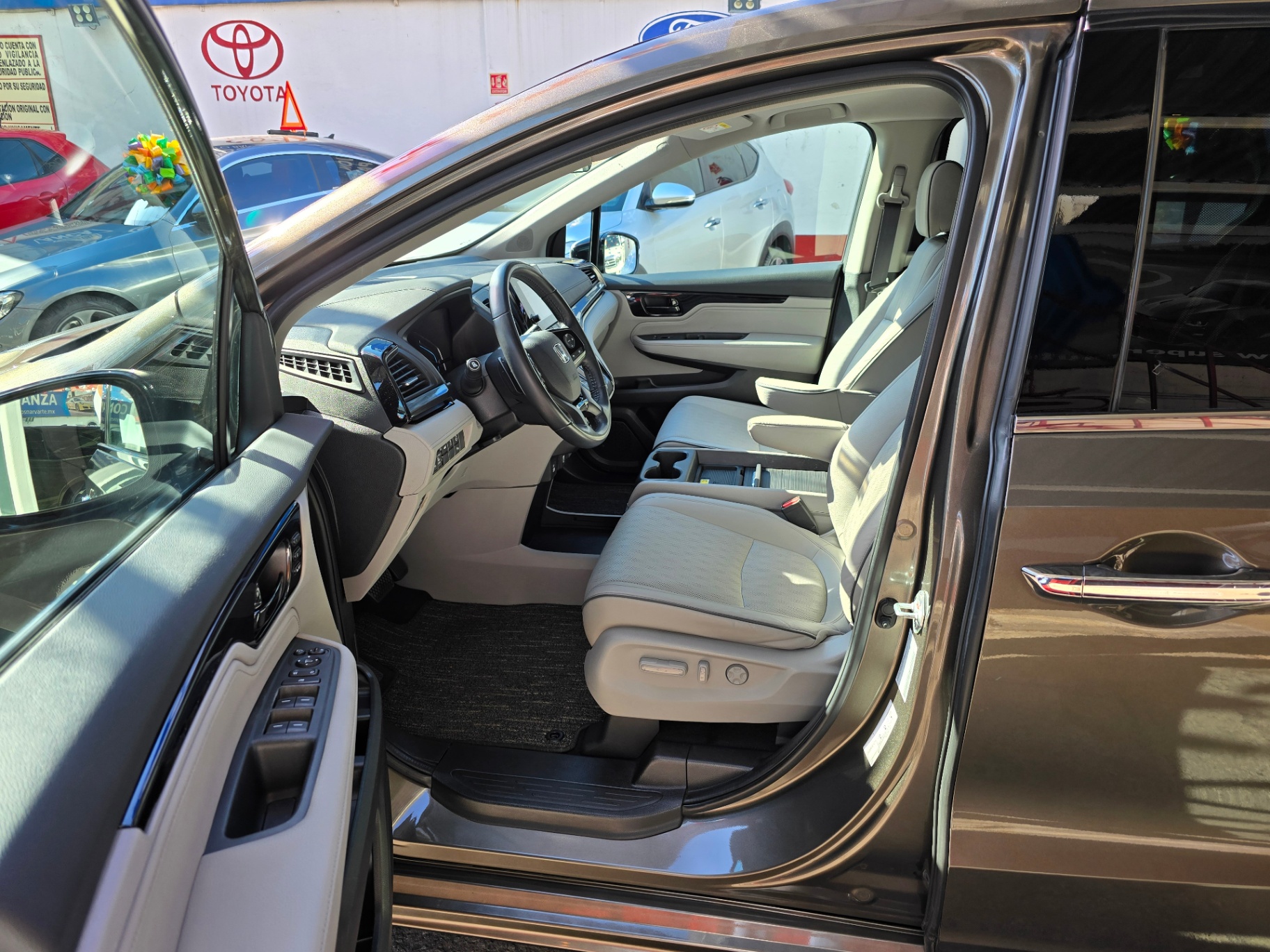 Honda Odyssey Touring - imagen 5