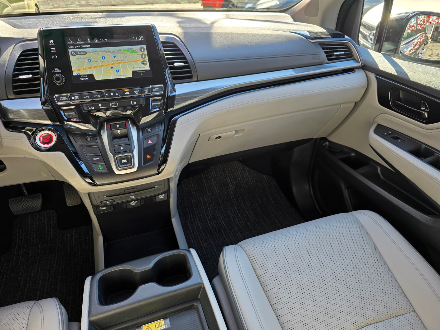 Honda Odyssey Touring - imagen 8