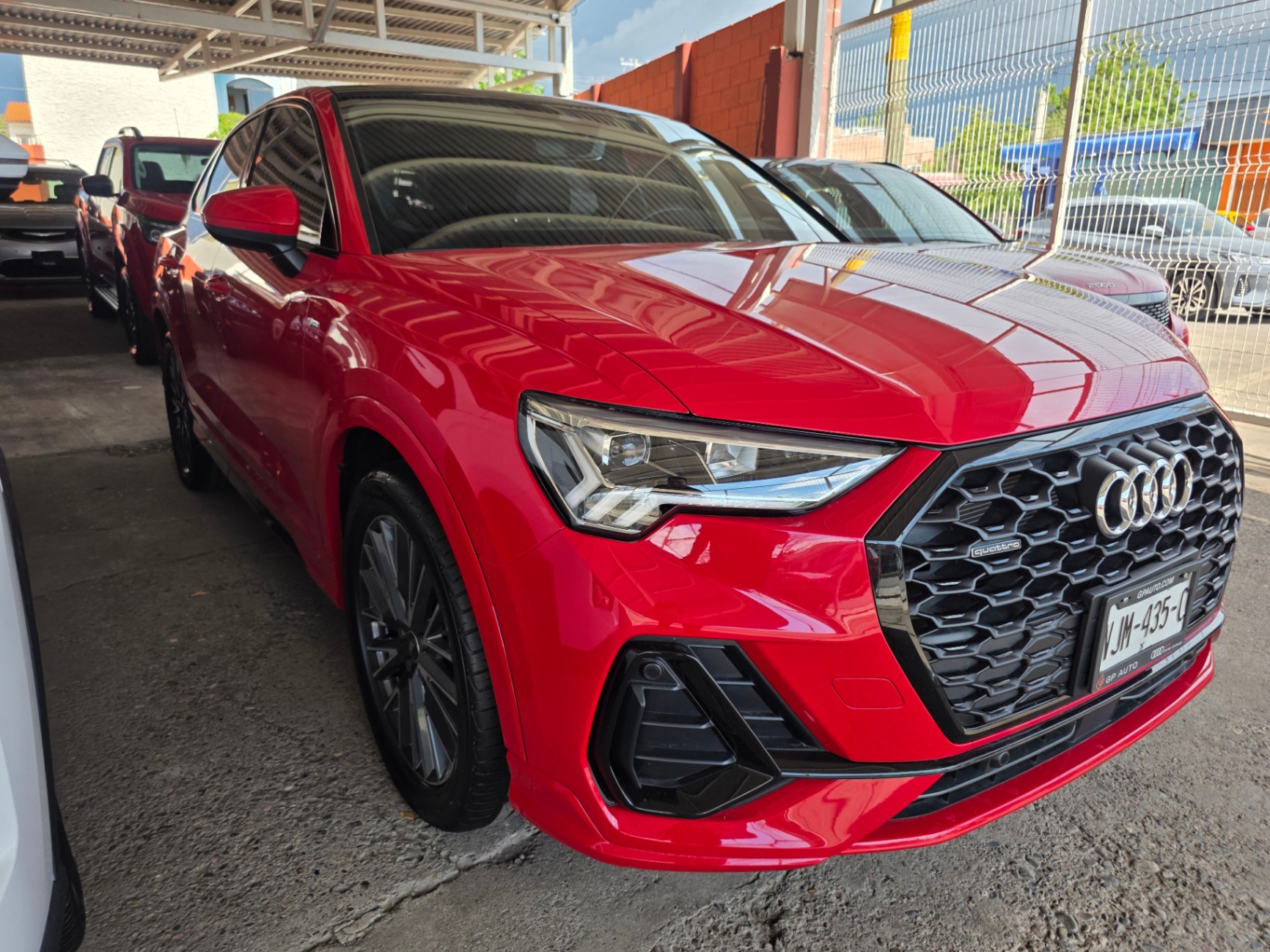 2023 Audi Q3 S LINE thumbnail 2