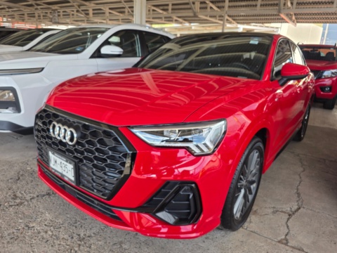 2023 Audi Q3 S LINE