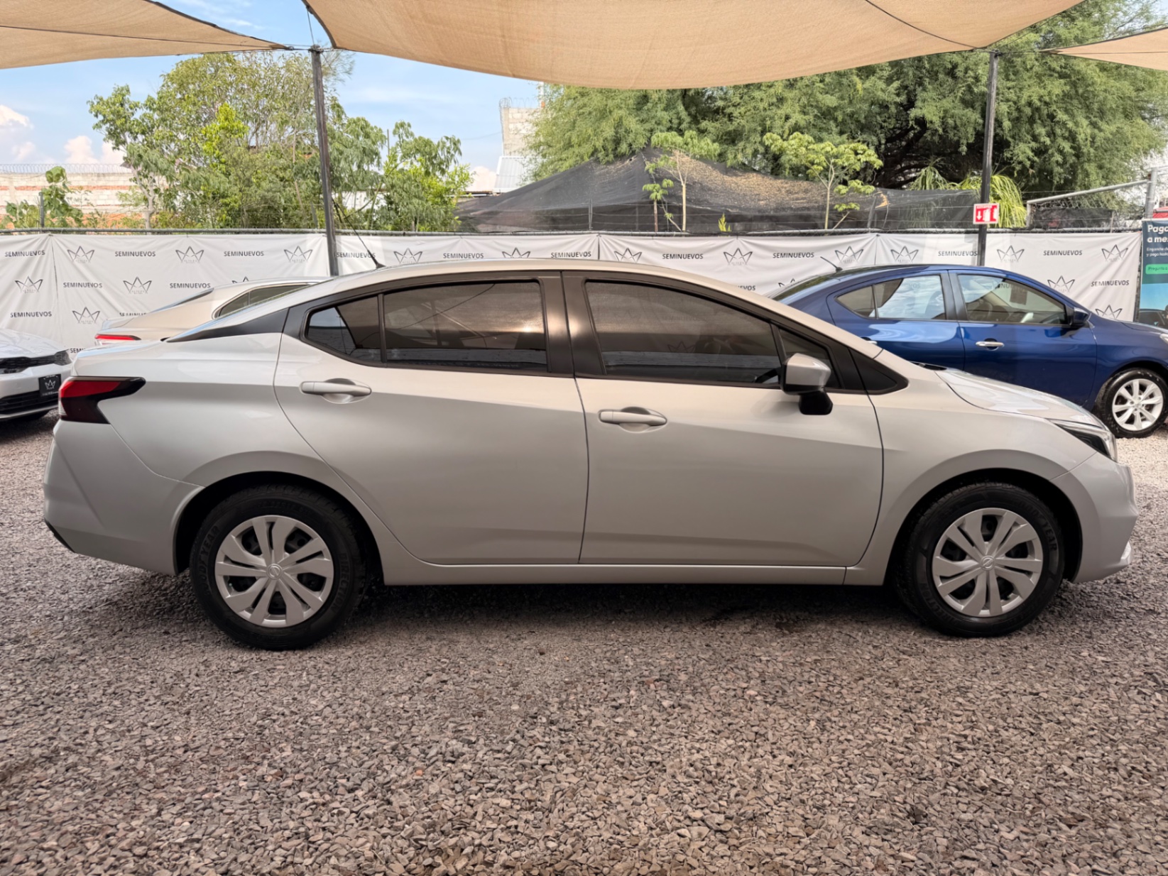 2021 Nissan Versa Sense At miniatura 3