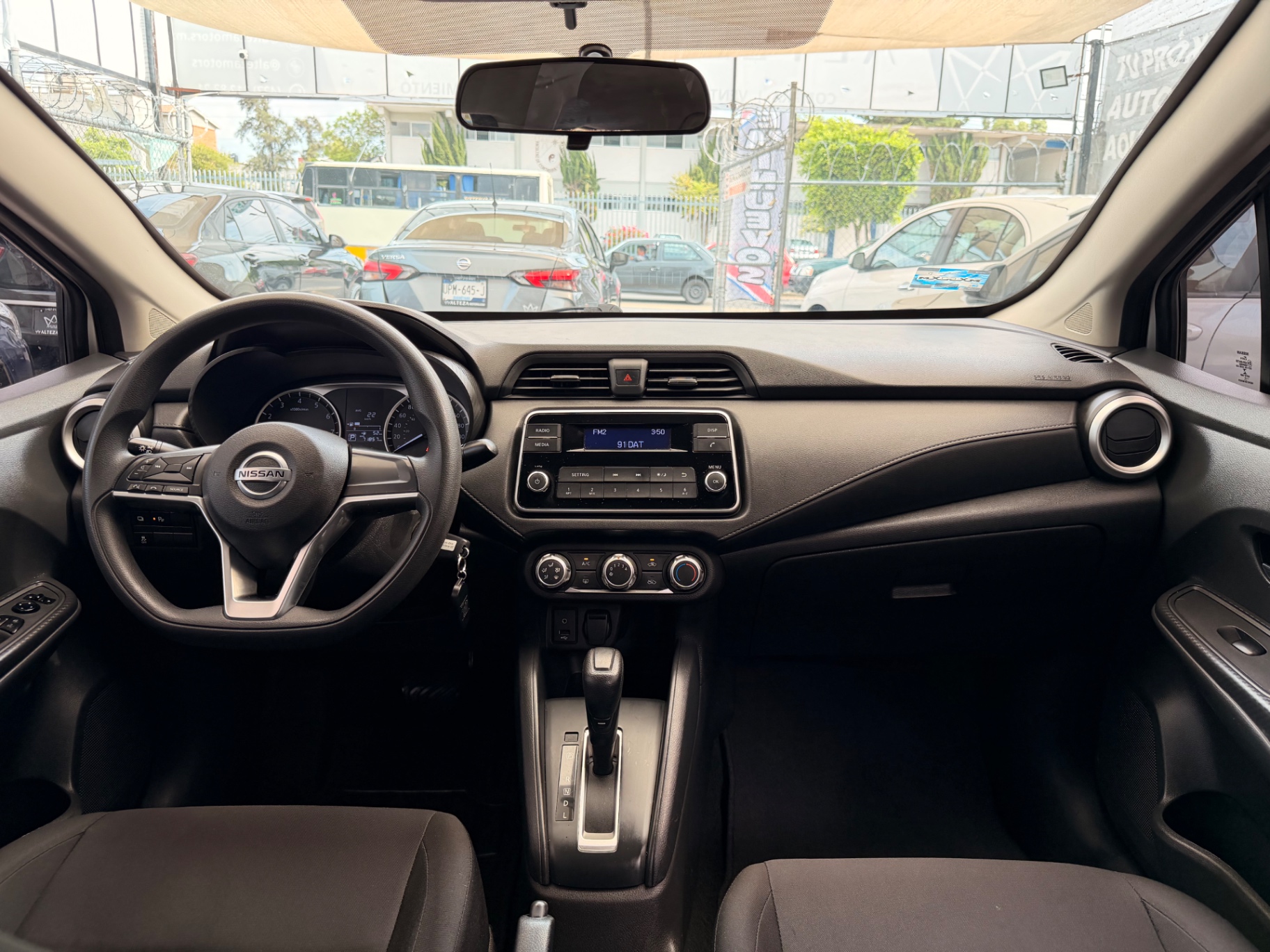 2021 Nissan Versa Sense At miniatura 7