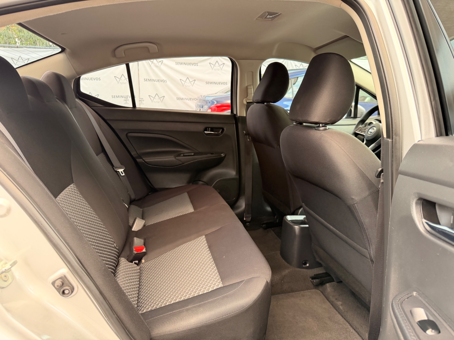 2021 Nissan Versa Sense At miniatura 9