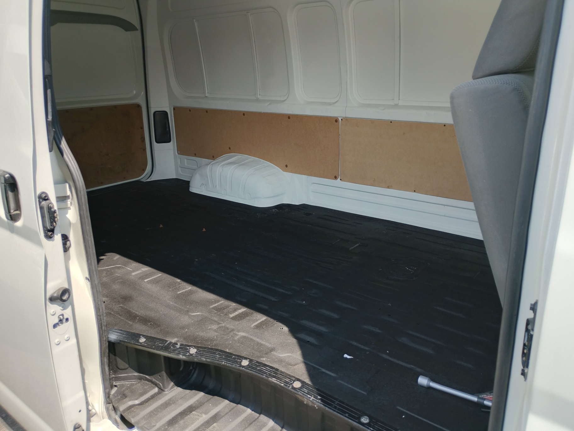 Toyota HIACE PANEL CARGA 2020 miniatura 6