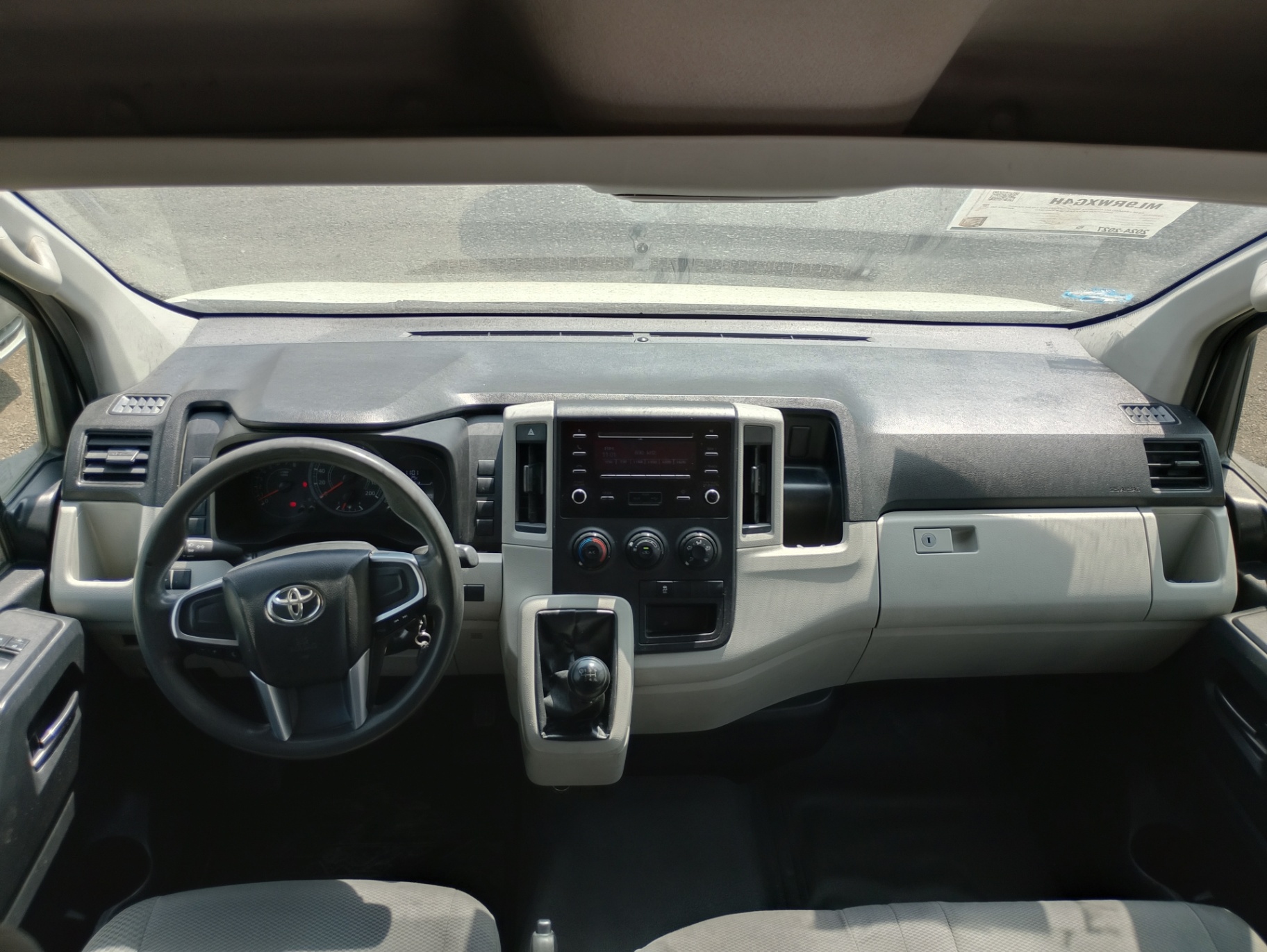 Toyota HIACE PANEL CARGA 2020 miniatura 5