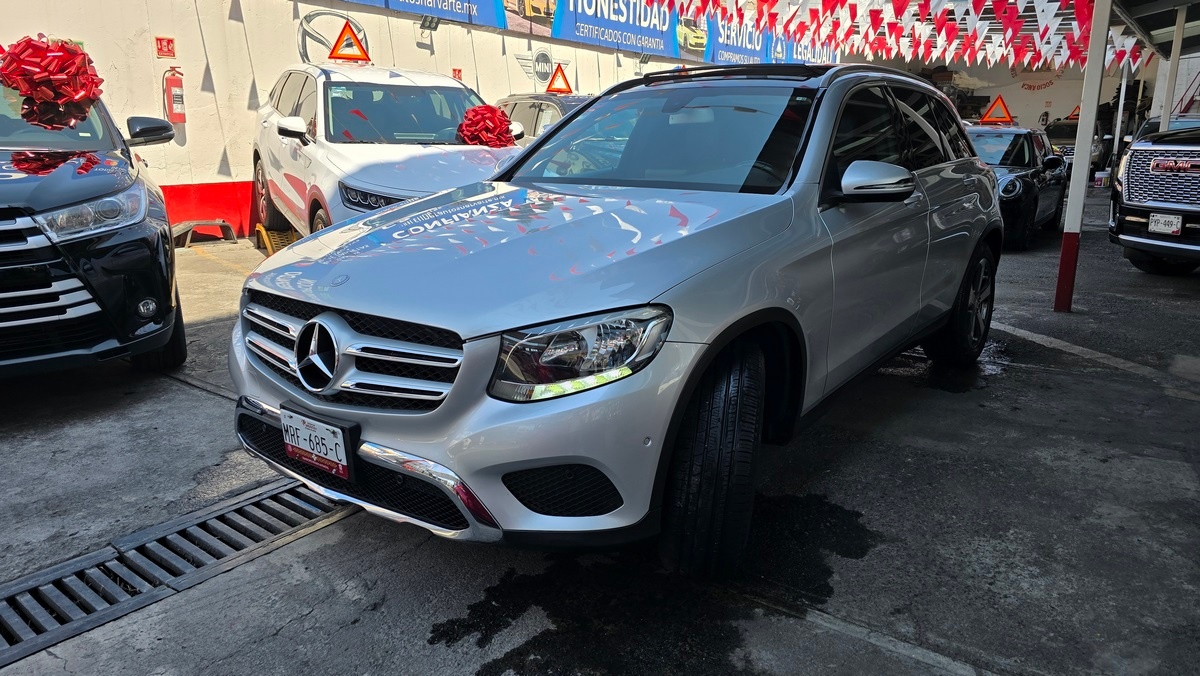Mercedes-Benz GLC 300 2017 - Plata
