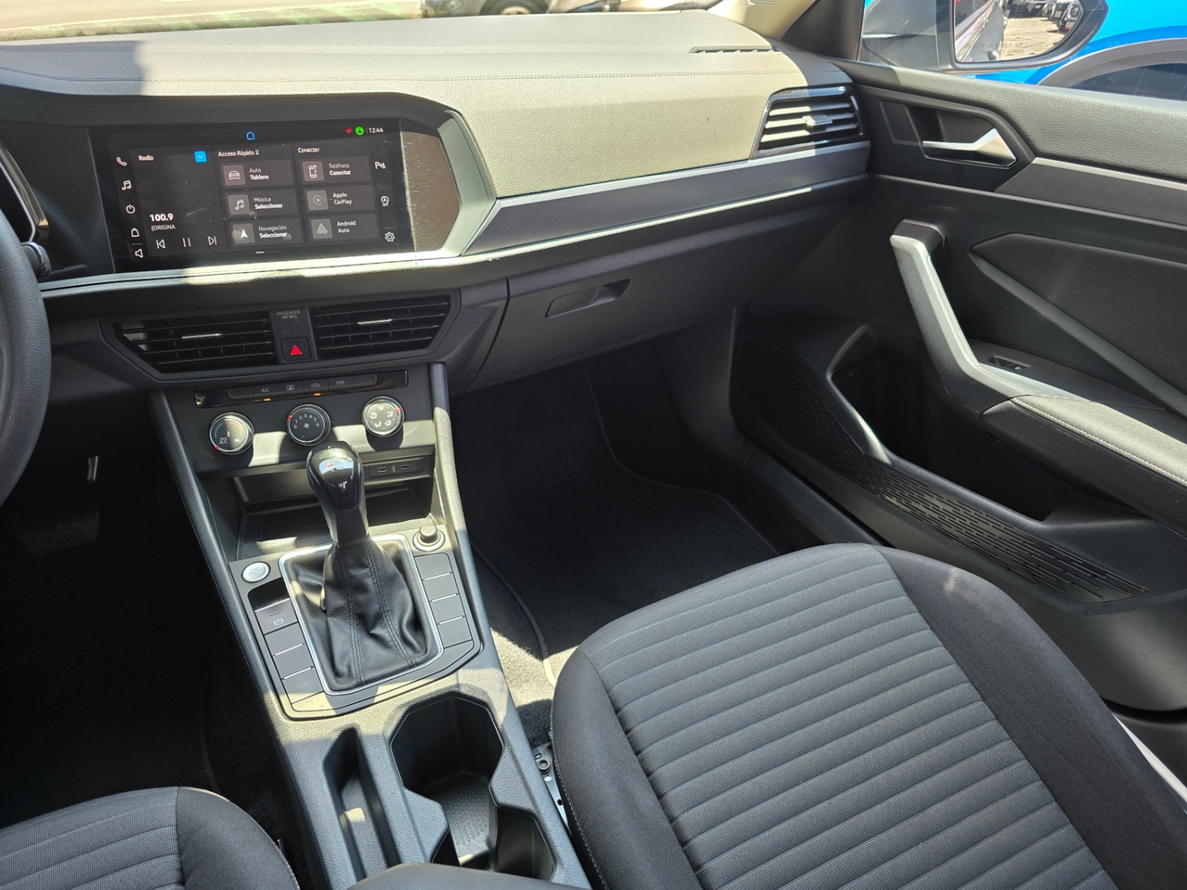 Volkswagen Jetta - imagen 8