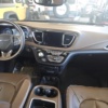 Chrysler Pacifica_ 2017 seminuevo en Culiacán — $370,000 thumbnail 3