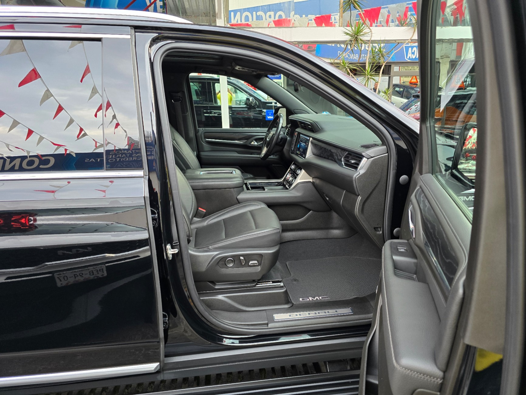 GMC Yukon Denali XL - imagen 6