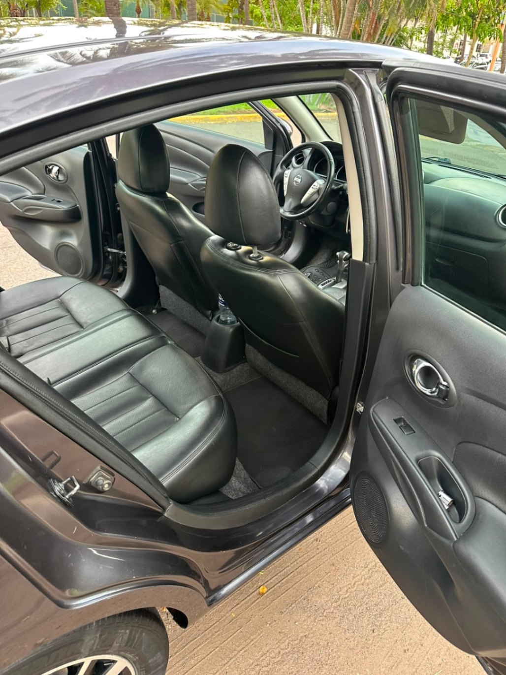 2019 Nissan VERSA EXLCUSIVE thumbnail 9